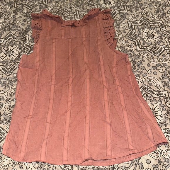 Dusty Rose Ruffled Sleeveless Top - Picture 2 of 3
